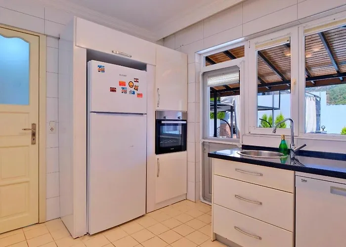 Villa çiftlikköy 3 Bedroom With Private Pool *