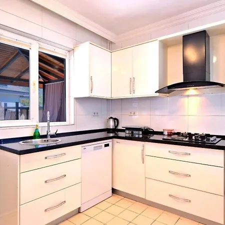 çiftlikköy 3 Bedroom With Private Pool