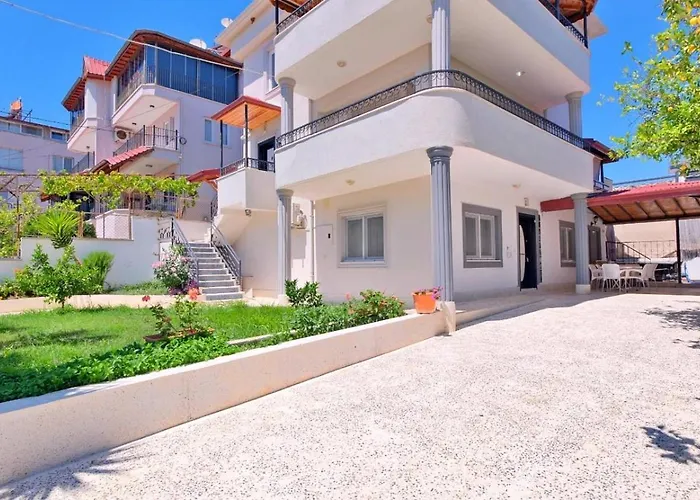 çiftlikköy 3 Bedroom With Private Pool *