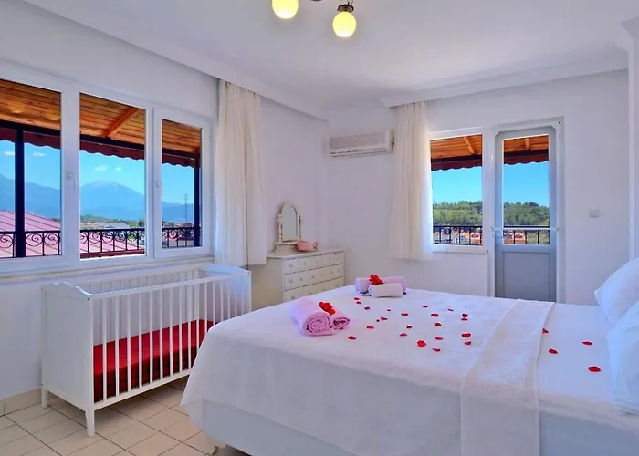 çiftlikköy 3 Bedroom With Private Pool Villa Fethiye