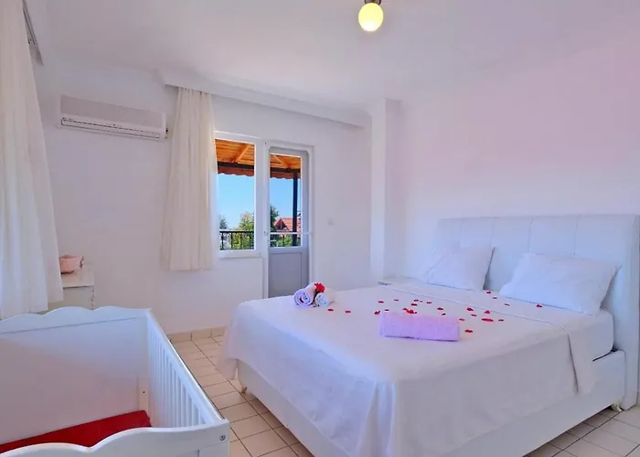çiftlikköy 3 Bedroom With Private Pool Villa Fethiye